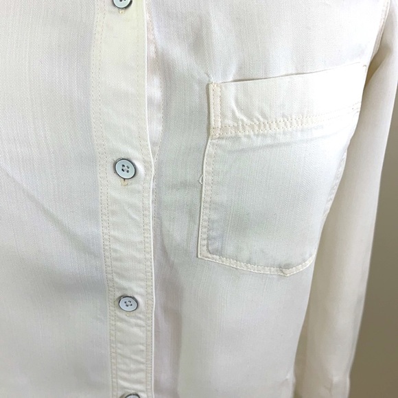Old Navy Women’s Cloud Nine Relaxed Tencel Patch Pocket Button Down Shirt - Picture 10 of 16